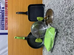 Set of Cookwares Pot, Frypan, Grill Pan N Apron