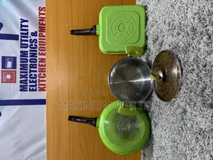 Set of Cookwares Pot, Frypan, Grill Pan N Apron