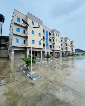 3bdrm Block of Flats in Old Bodija, Ibadan for rent