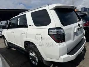 Toyota 4-Runner 2018 White