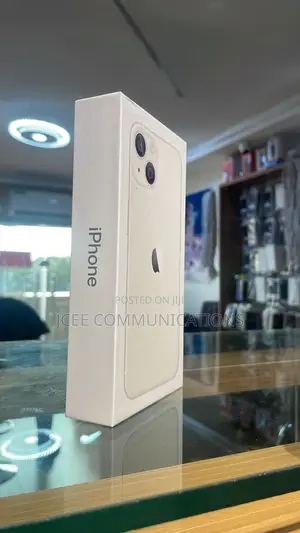 New Apple iPhone 13 128 GB White