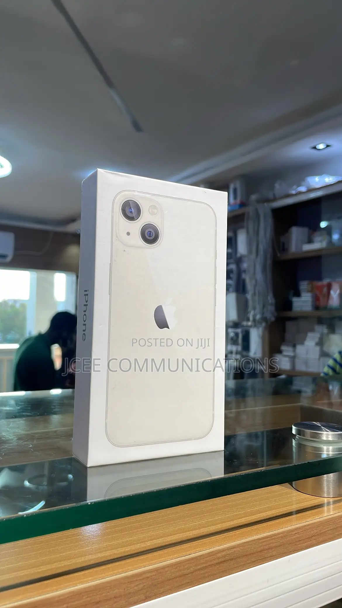 New Apple iPhone 13 128 GB White