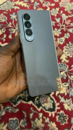 Samsung Galaxy Z Fold4 256 GB Silver