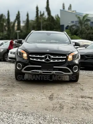 Mercedes-Benz GLA 250 2017 Black