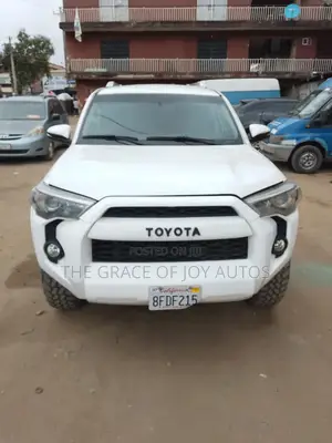 Toyota 4-Runner 2017 White