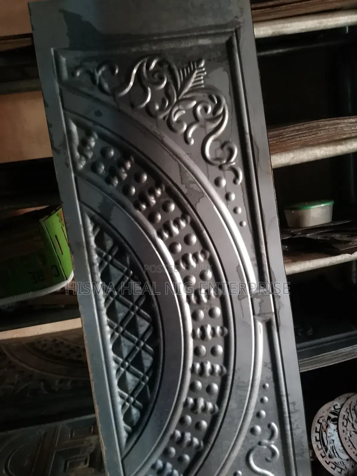 Design Gate Plate (2 Ft Height by 6 Ft Length)