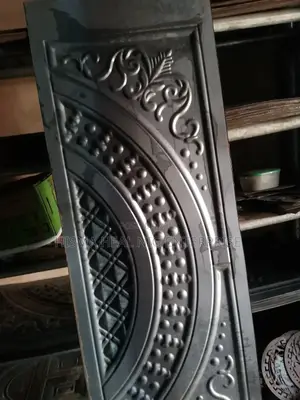 Design Gate Plate (2 Ft Height by 6 Ft Length)