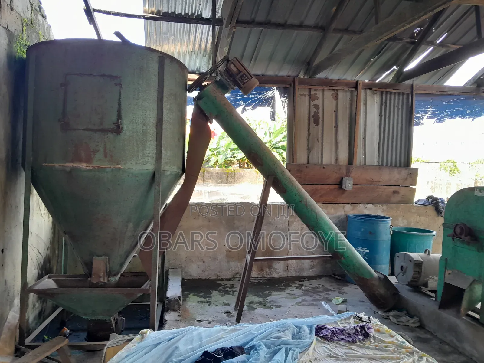 Fish Feeds Production Machine for Sale.
