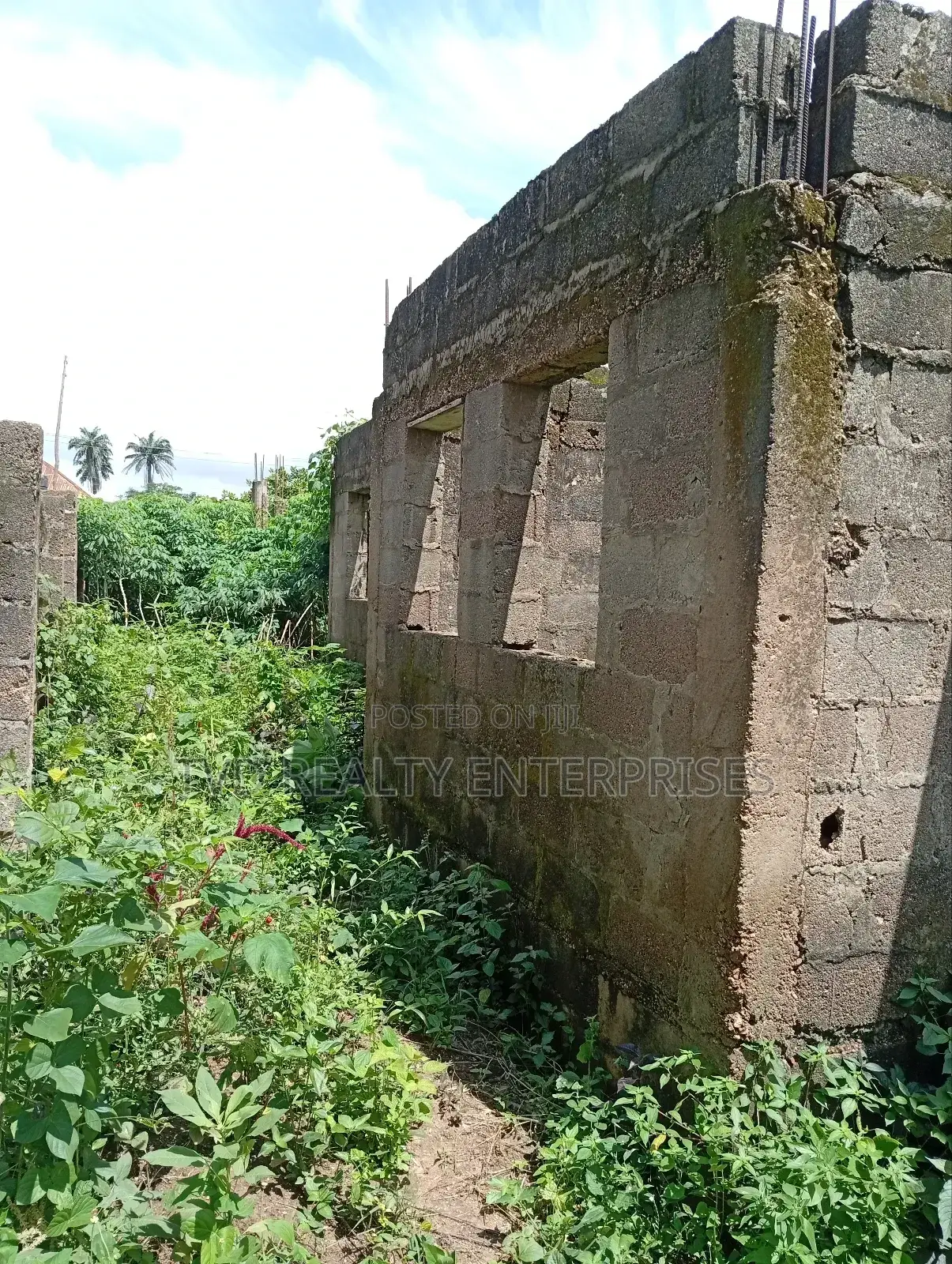 5bdrm Duplex in Osogbo for sale