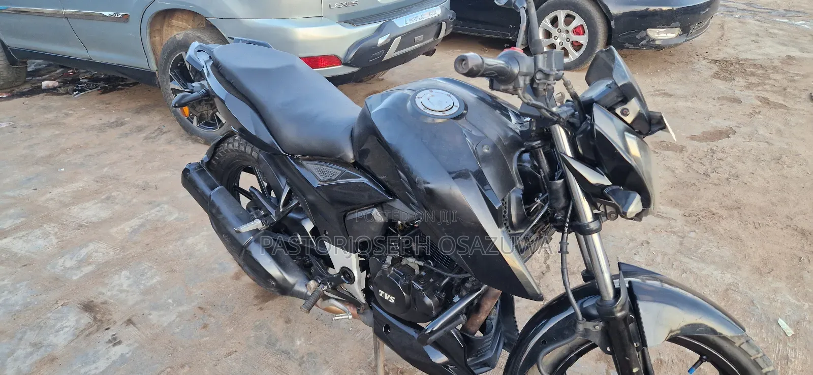 TVS Apache 180 RTR 2021 Black