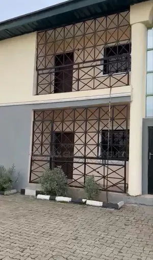 3bdrm Apartment in Jabi Abuja for rent