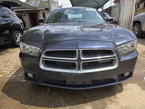Dodge Charger SXT 2012 Black