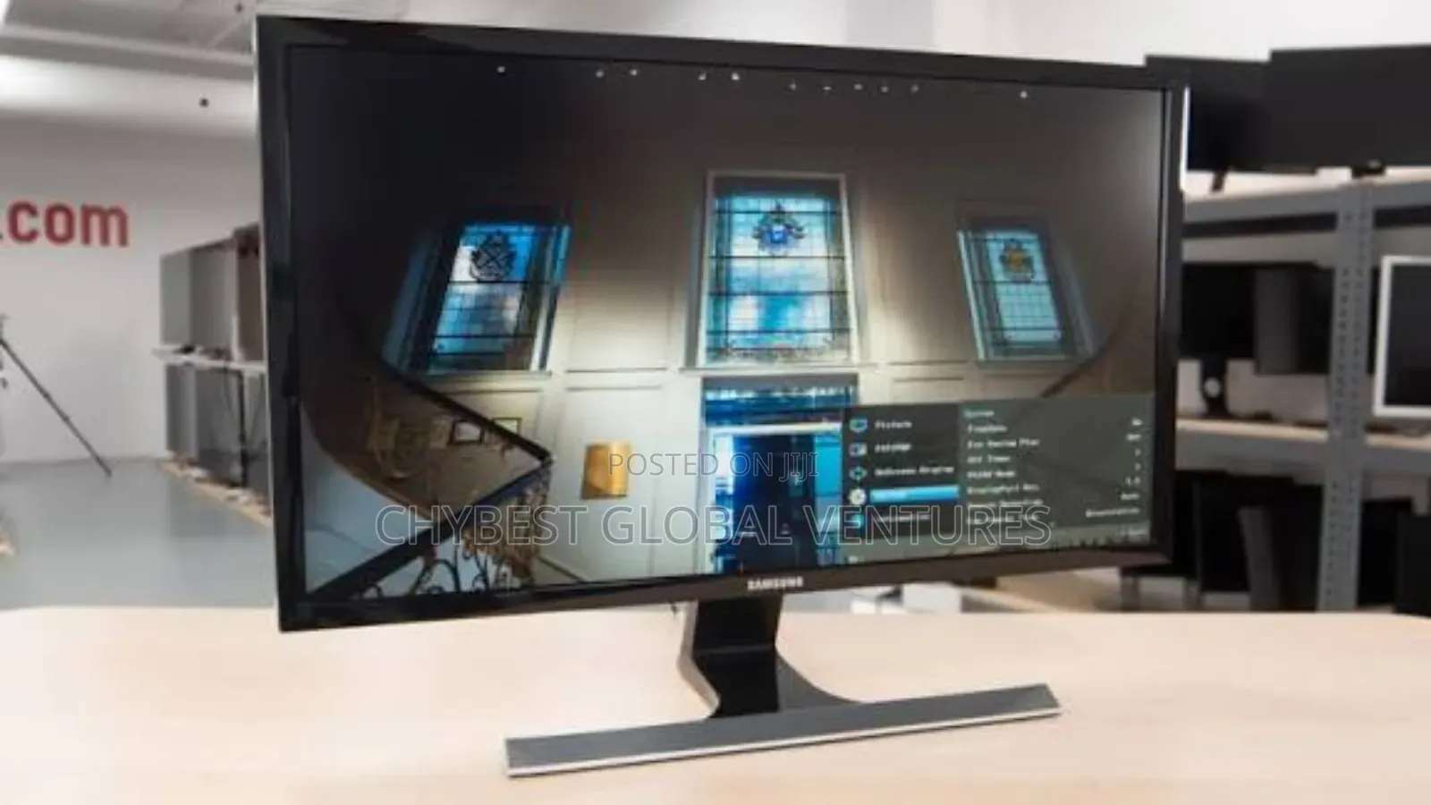 28 Inches Samsung Monitor