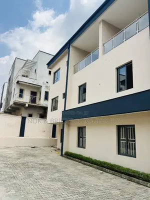 5bdrm Duplex in Bul Luxury Homes, Mabushi for sale