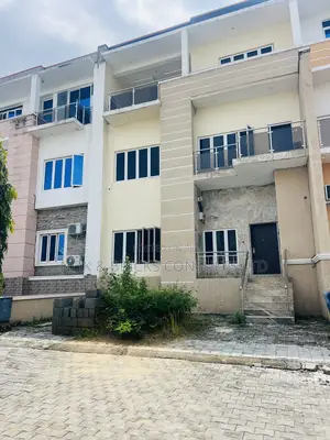 4bdrm Duplex in Cyrus Estate Wuye for sale
