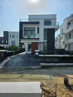 Furnished 5bdrm Duplex in Lekki for sale