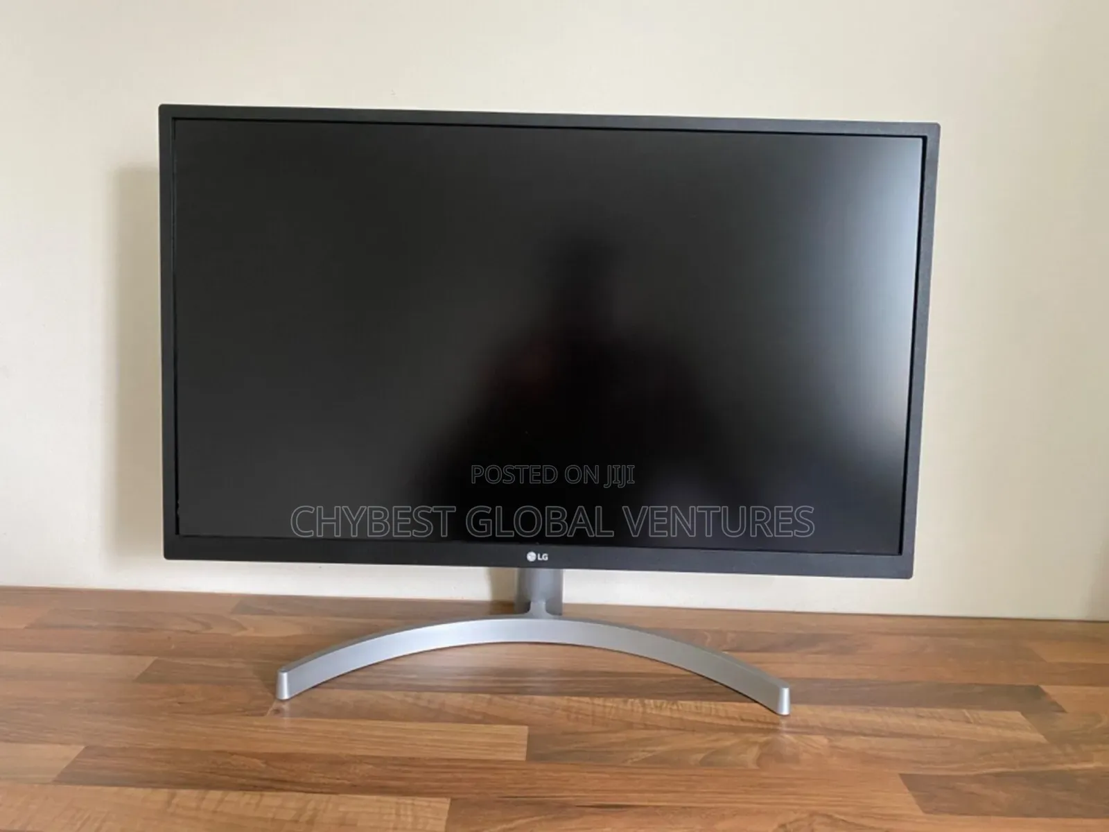 27 Inches Lg Monitor