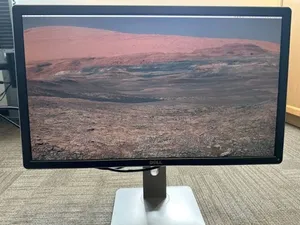 27 Inches Dell Monitor