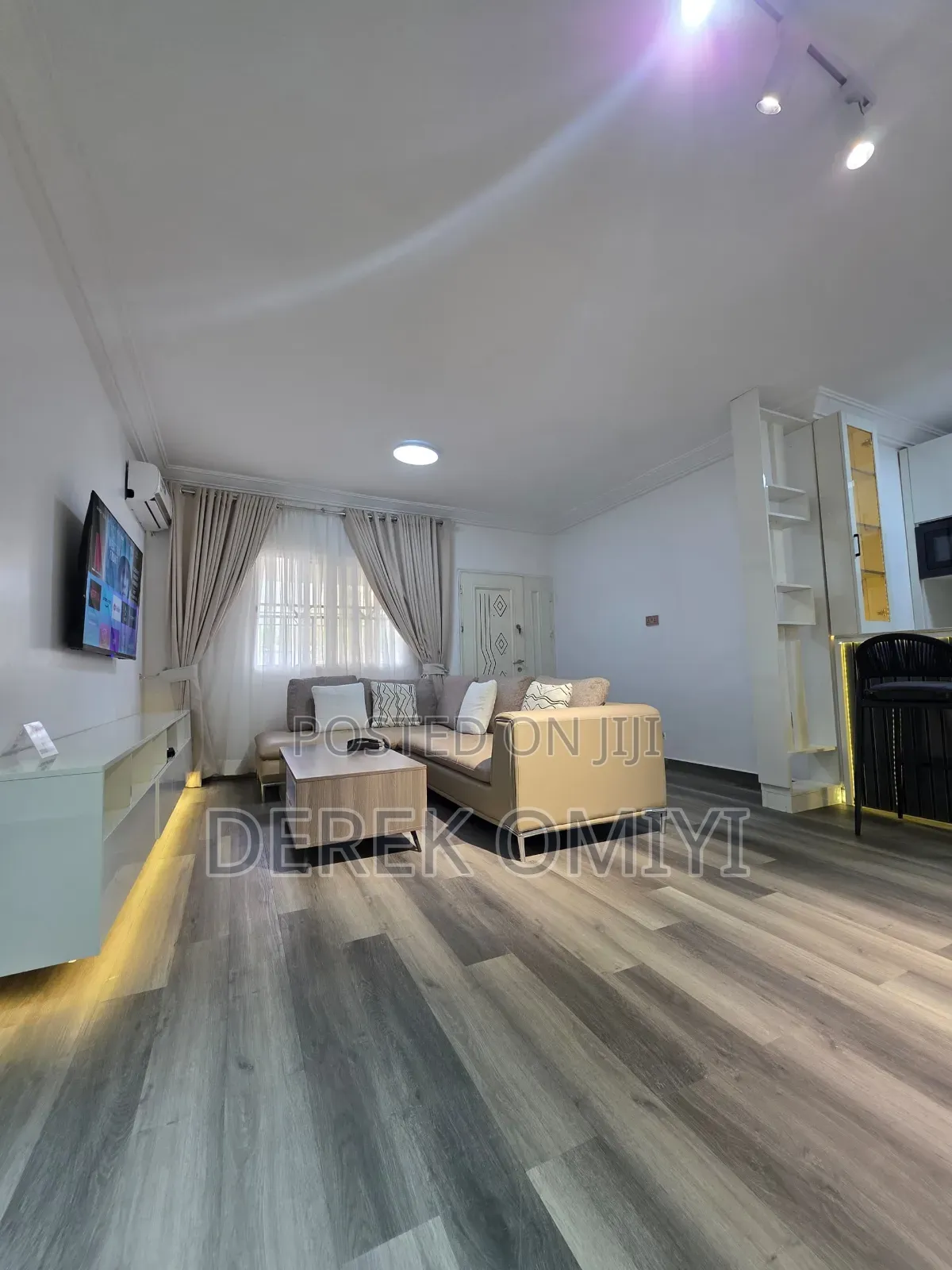 2 Bedrooms