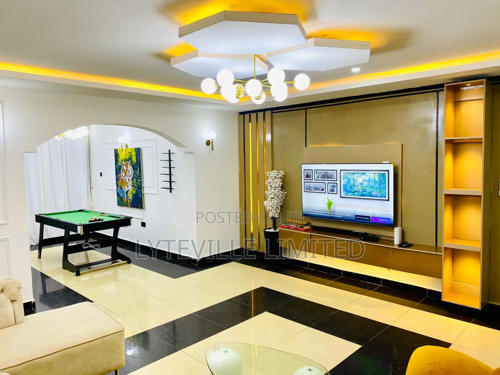 Luxurious 3 Bedroom With Snooker