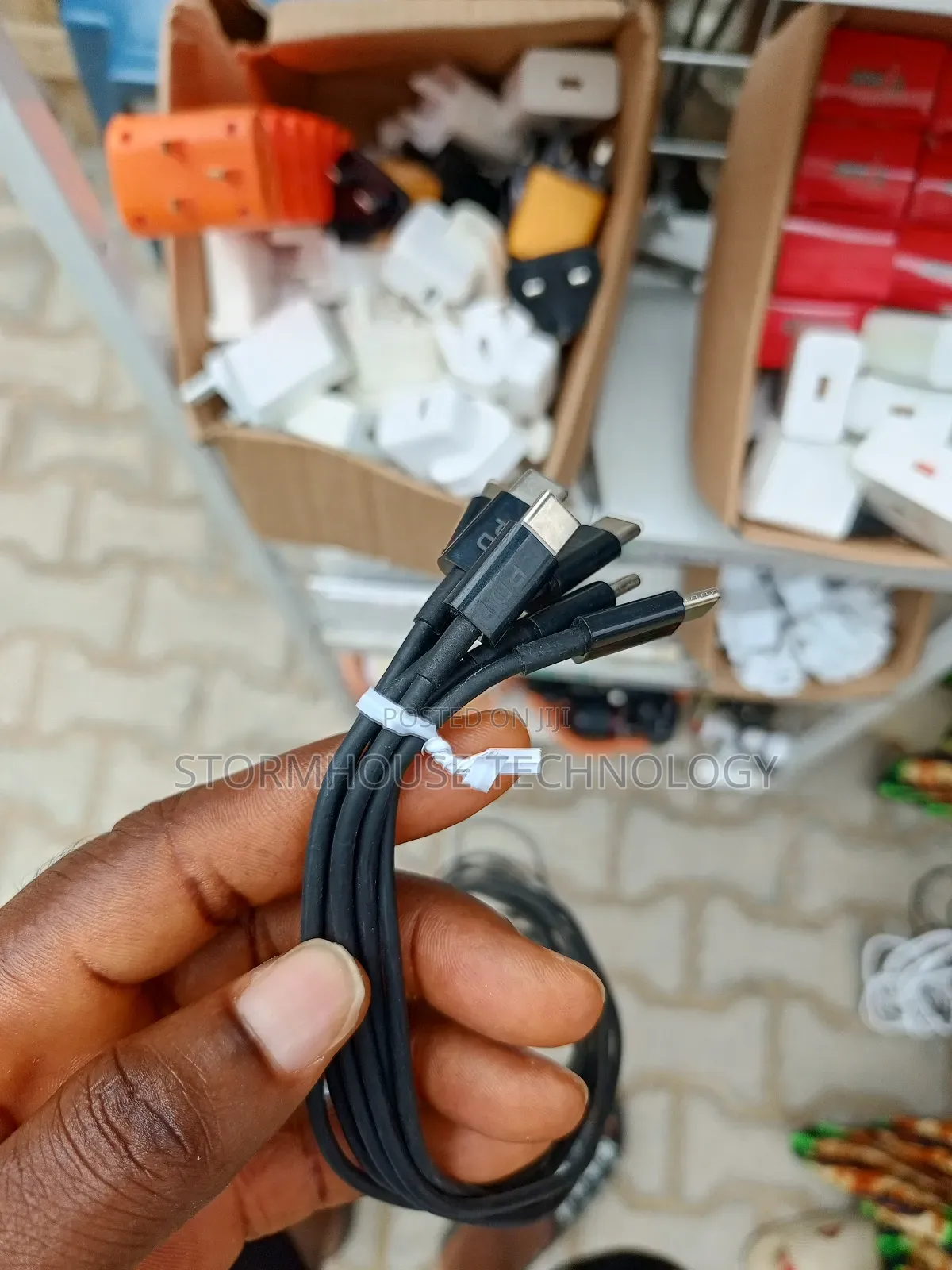iPhone (Apple )Charger