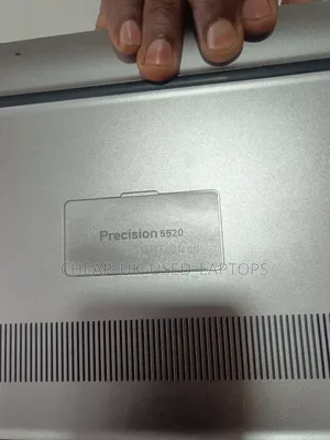 Laptop Dell Precision 5520 16GB Intel Core I7 SSD 256GB