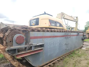 Caterpillar Swamp Buggy Long Boom Tokunbo