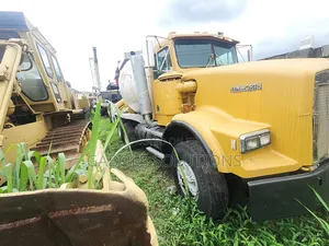 Kenworth Concrete Mixer 9m3