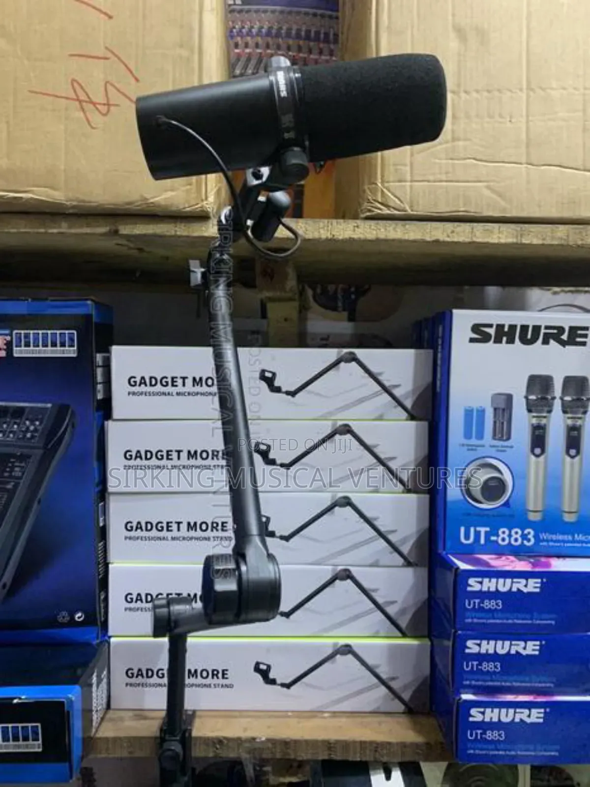 Gadget More Boom Mic Stand