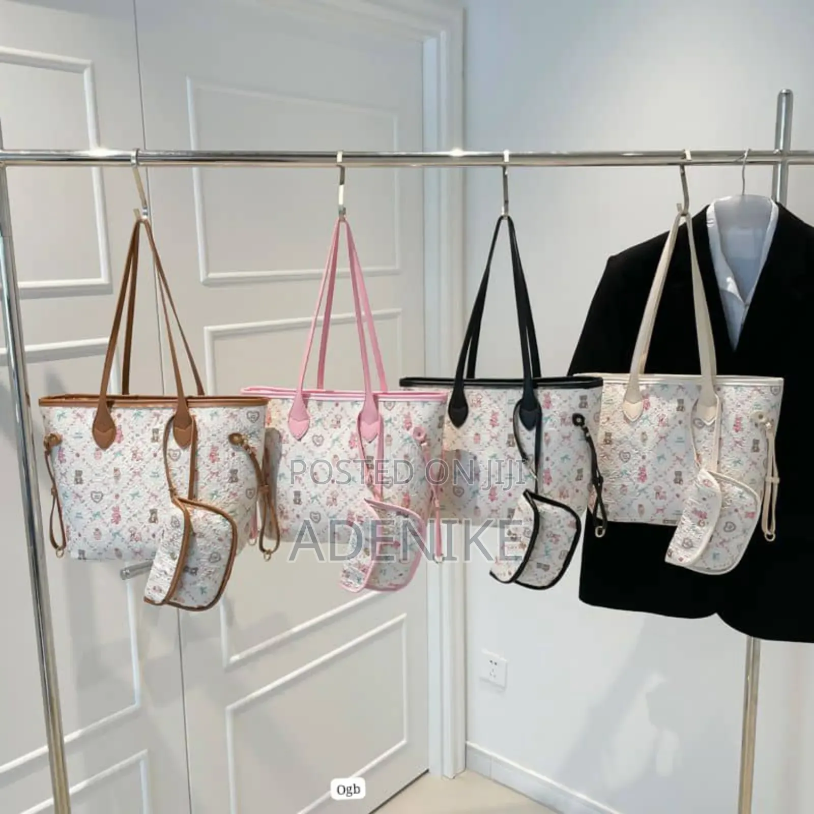 Female Chic Bags