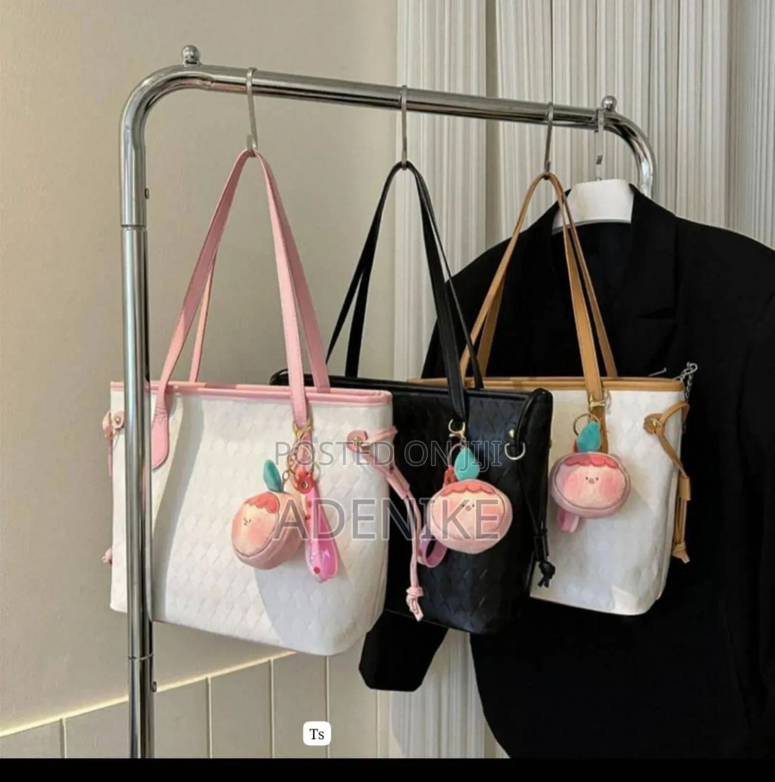 Female Chic Bags
