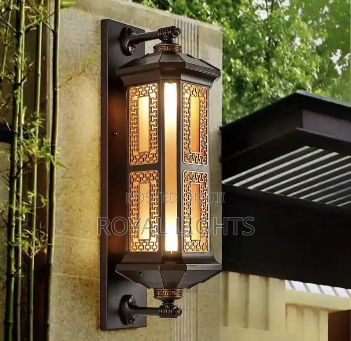 Pillar/Outside Light
