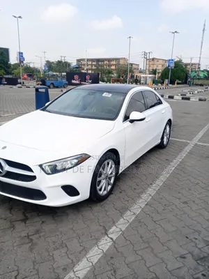 Mercedes-Benz A-Class A 220 4MATIC 2019 White