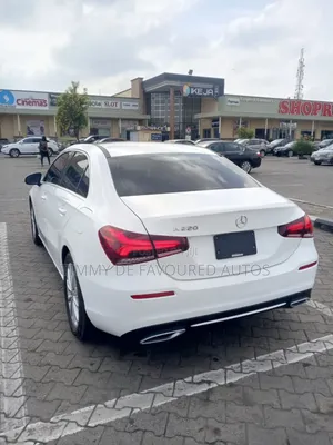 Mercedes-Benz A-Class A 220 4MATIC 2019 White