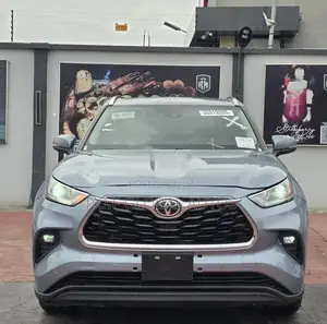 Toyota Highlander Platinum 2021 Blue