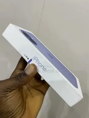 New Apple iPhone 17 256 GB Blue