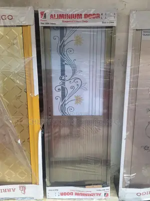 Tampered Glass Toilet Door 7ft Br 750