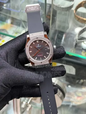 Hublot Automatic Watch - Luxury Timepiece*