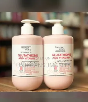 Nadinola Secret Glutathione And Vitamin C Lightening Body Lotion