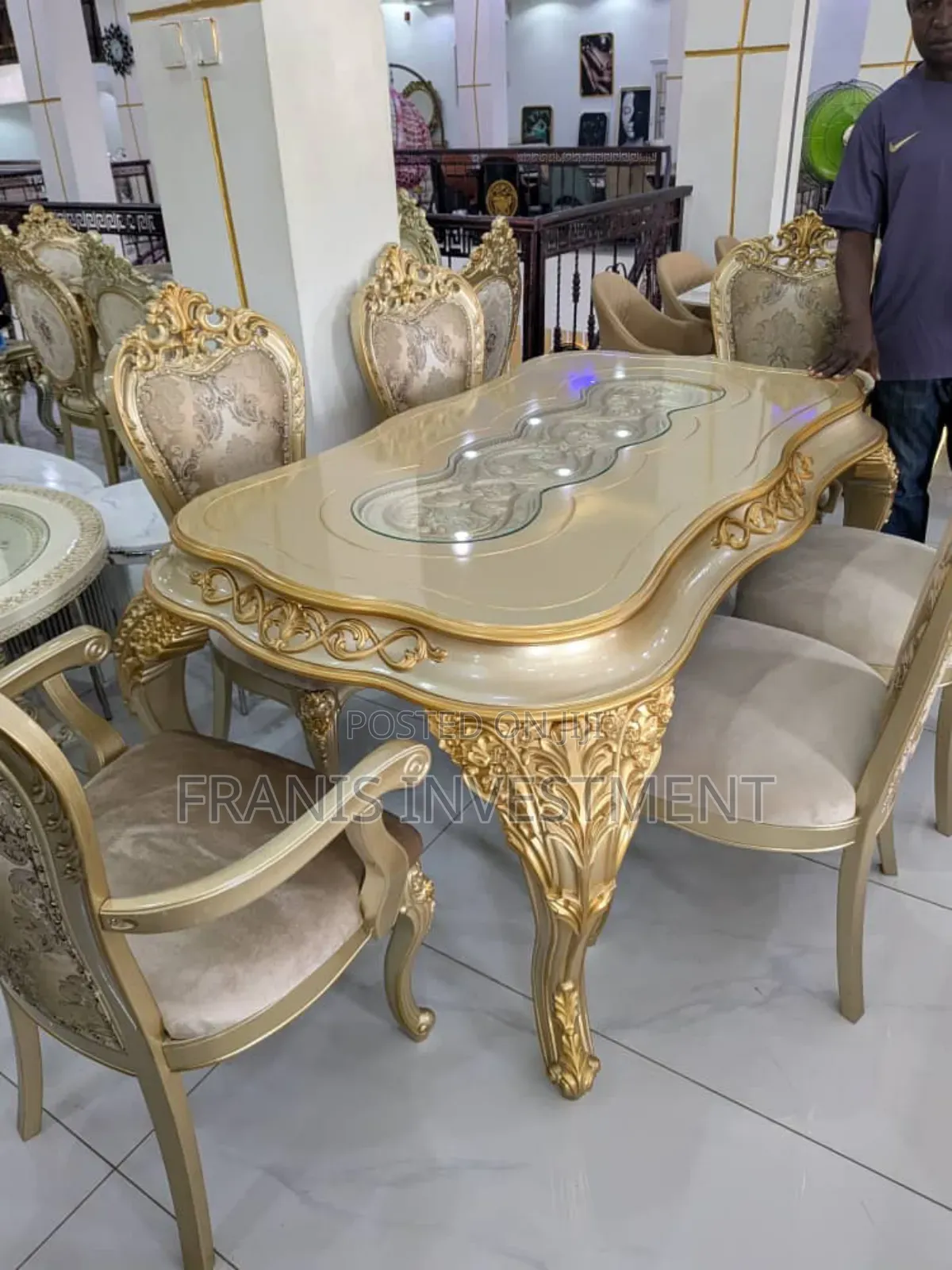Royal Dinning Set