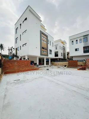 Furnished 5bdrm Duplex in Anthony Village for sale