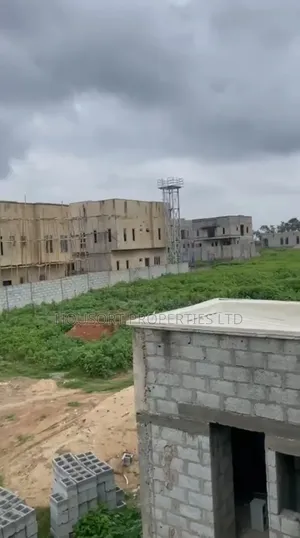 5bdrm Duplex in Sapphire Estate, Karsana for sale