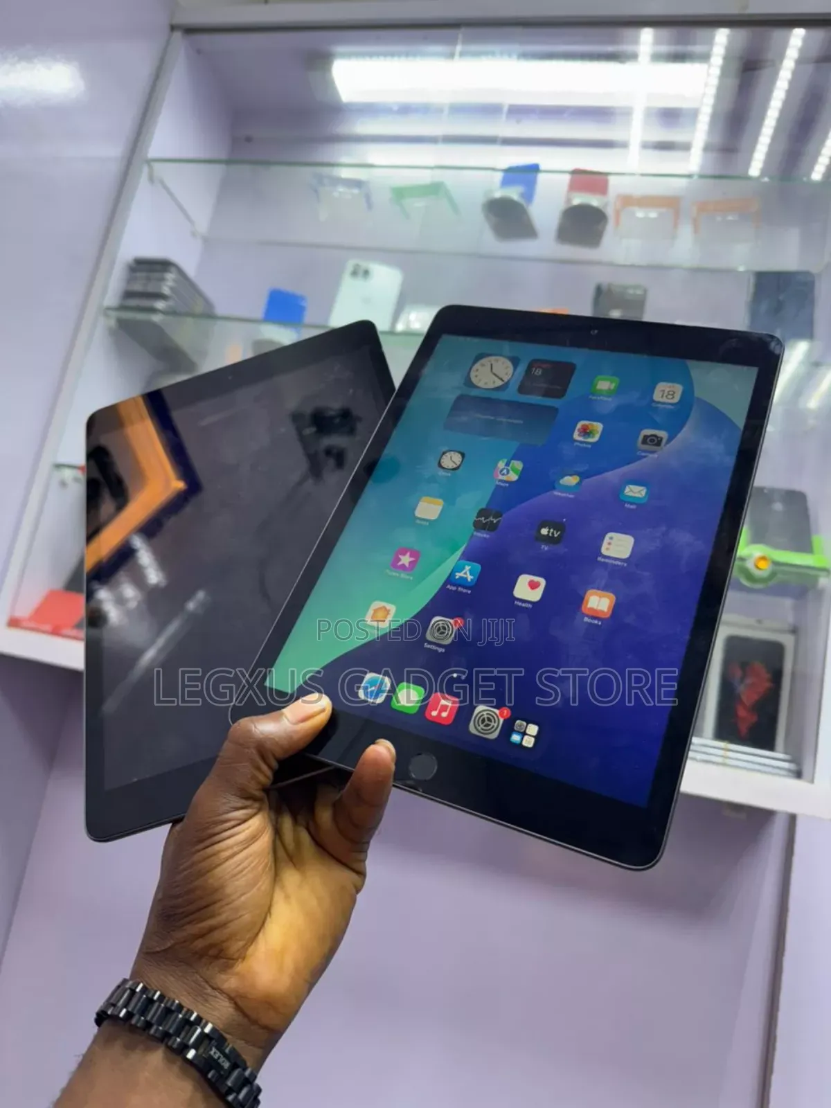 Apple iPad 10.2 (2020) 32 GB Gray