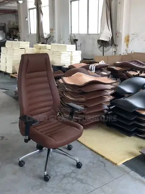 Brown Executive Chair(901)