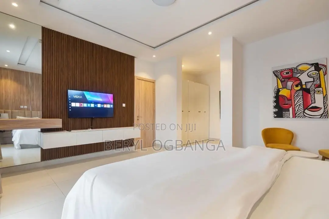 Beautiful and Luxurious 2 Bedroom Apartment