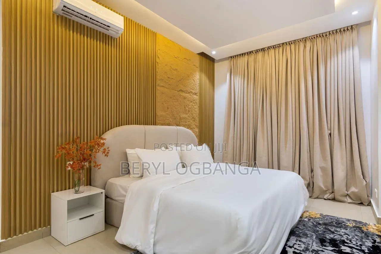 Beautiful and Luxurious 2 Bedroom Apartment