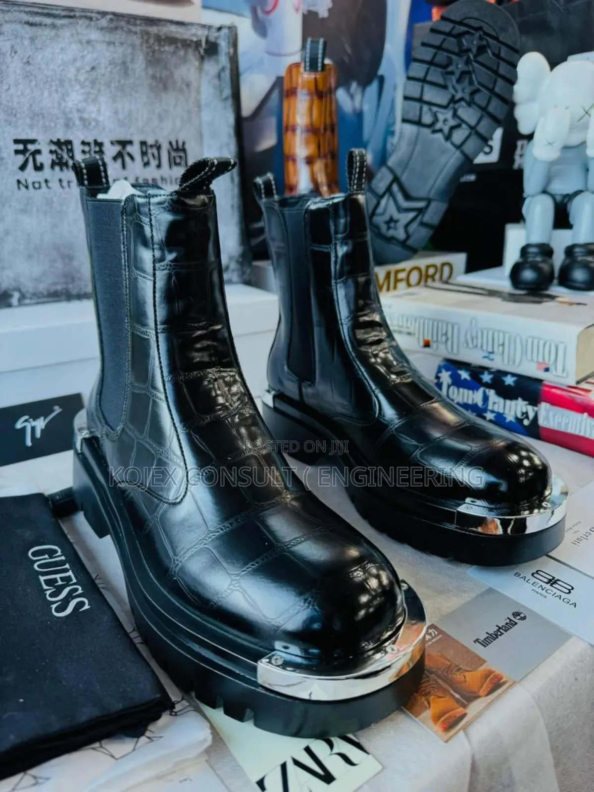 Guess Luxury Booth Shoe