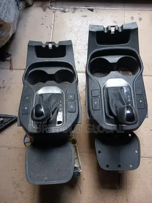 Santafe 2018 Model Gear Lever