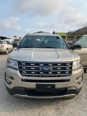 Ford Explorer XLT 4dr 4x4 (2.3L 4cyl 6A) 2017 Beige