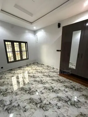 4bdrm Duplex in Life Camp for rent